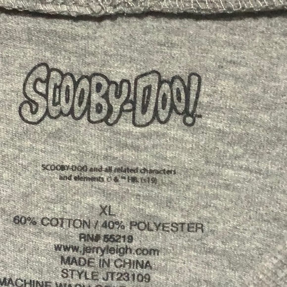 Scooby Doo in the crew, long sleeve graphic T-shirt, with flaws - Picture 3 of 5
